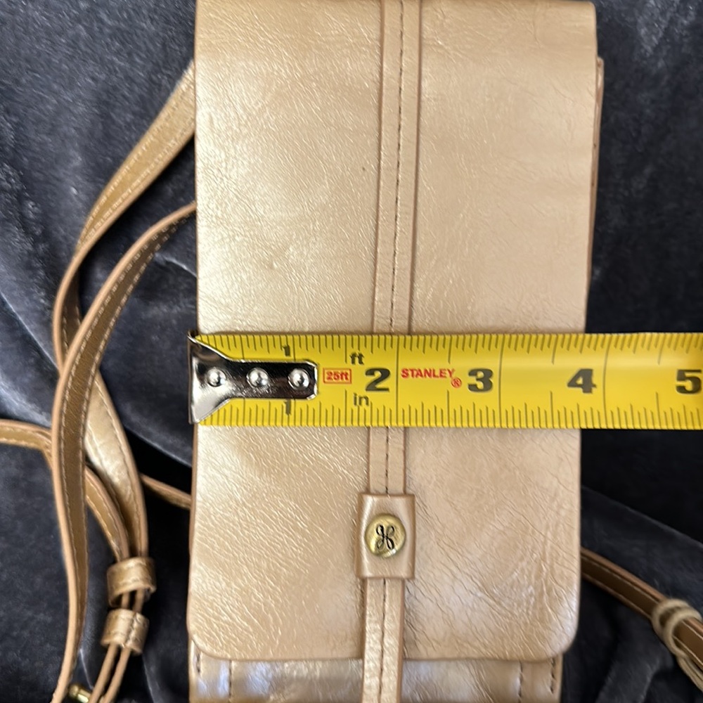 Hobo Token PH/Crossbody Bag - Picture 9 of 10